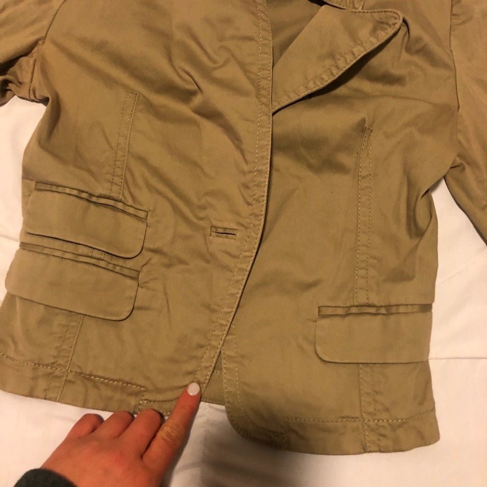 Express tan blazer size 6 - Picture 2 of 3